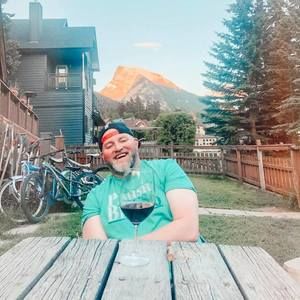 Meet your Posher, Chris